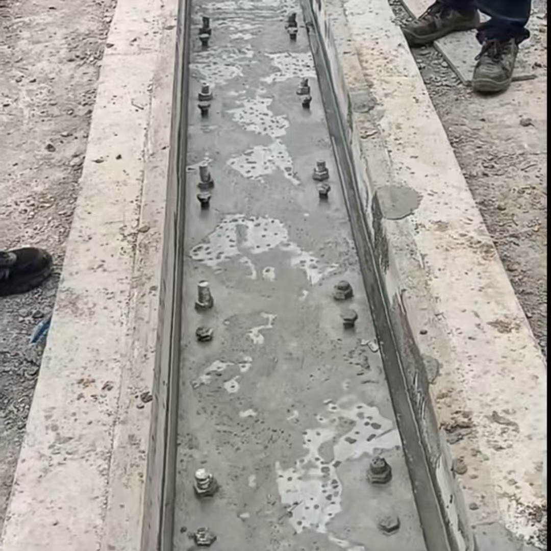 余江港口码头起重机龙门吊重型机械设备稳固用早强快凝轨道胶泥